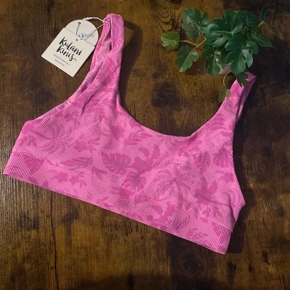 Kulani Kinis Bikini Top- NWT - Picture 1 of 3